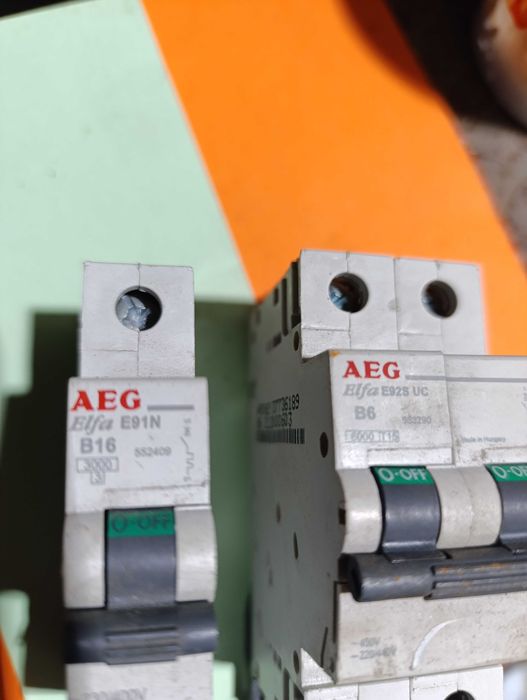 Рубильник (автомат) с предохранителем E91/32 (E92/32)