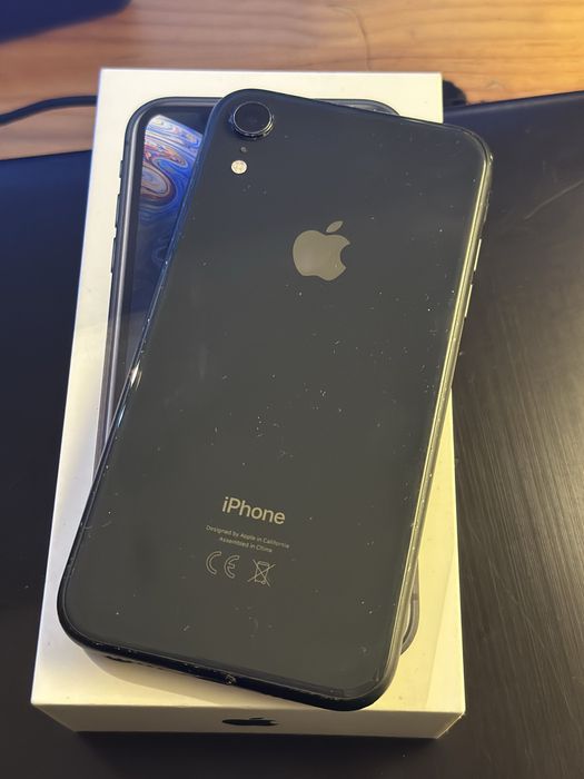 iPhone XR 64GB – Desbloqueado – Bom estado