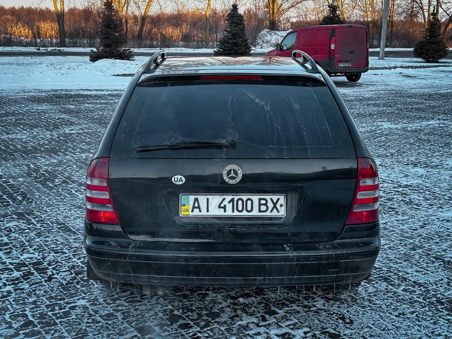 Продам авто mercedes c-203 2003року