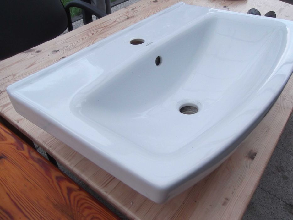 Porcelanowa umywalka  CERSANIT 60 x 41cm