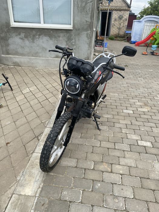 Продам мустанг мт 200-7