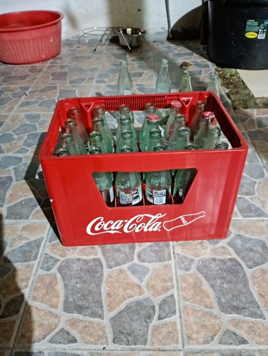 Caixa coca cola completa