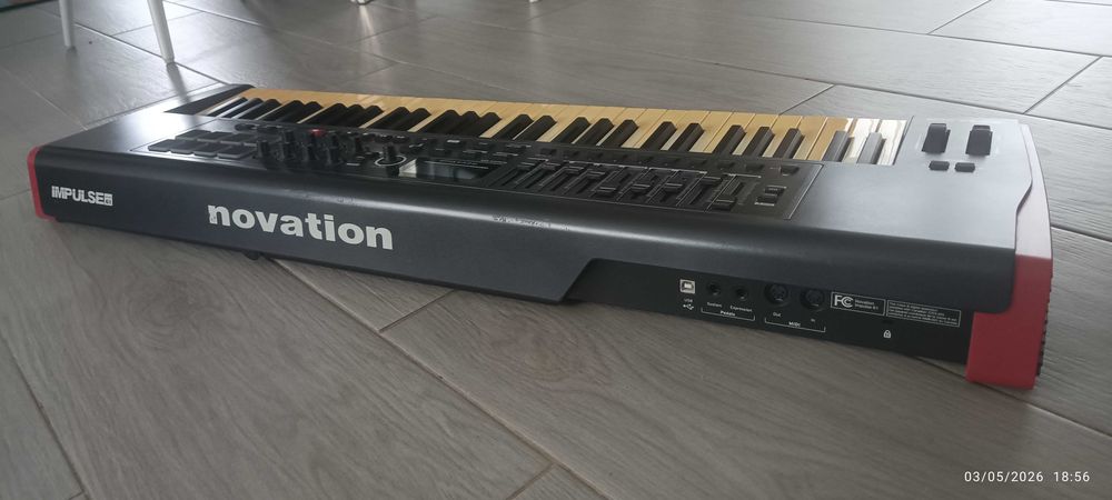 Novation Impulse 61 - teclado MIDI