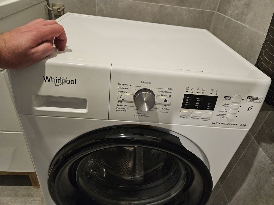 Pralka whirlpool FFL 6038 uszkodzona