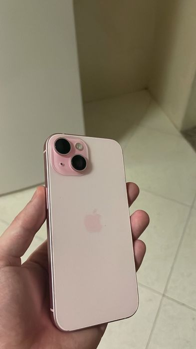 iPhone 15 128GB
