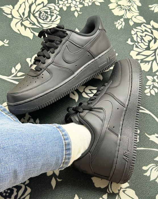 Promocja NIKE AIR FORCE 1 Czarny AF1 R.39