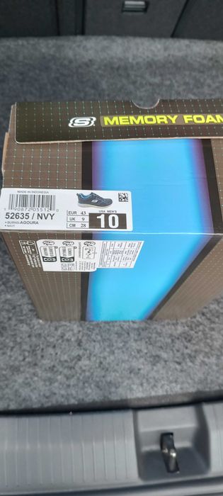 Ténis Skechers Novos