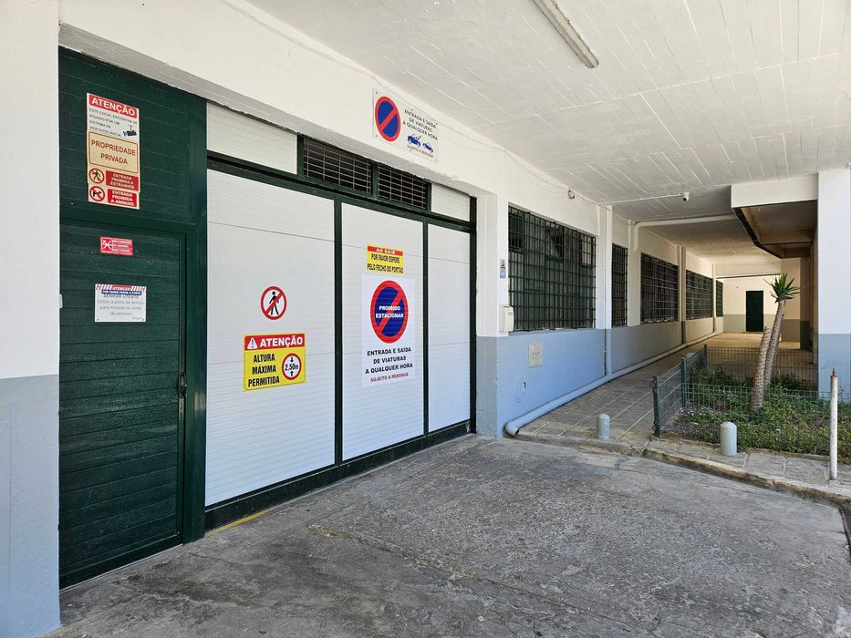 Arrecadação | Self storage | Garagem | Estacionamento motociclos