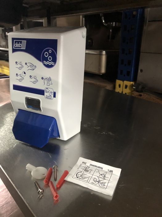 Dispensador / Doseador de sabonete liquido ou alcool gel
