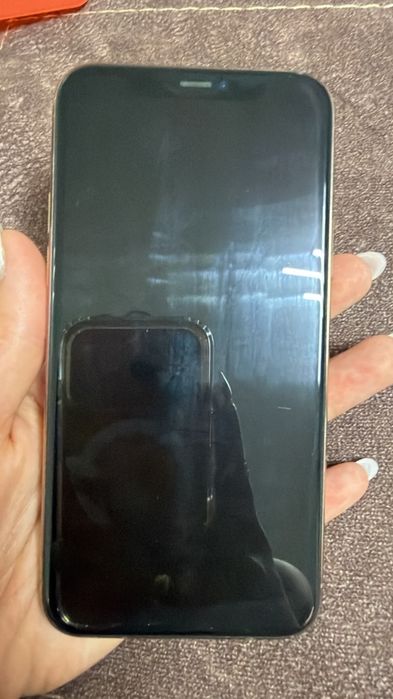Продам iphone 11 pro 512