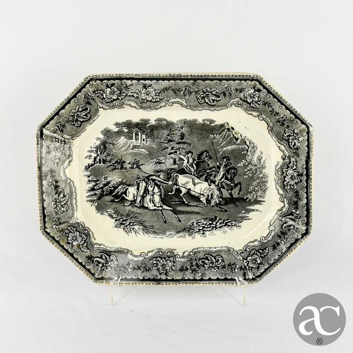 Travessa em faiança espanhola Cartagena, séc. XIX, decoração a preto