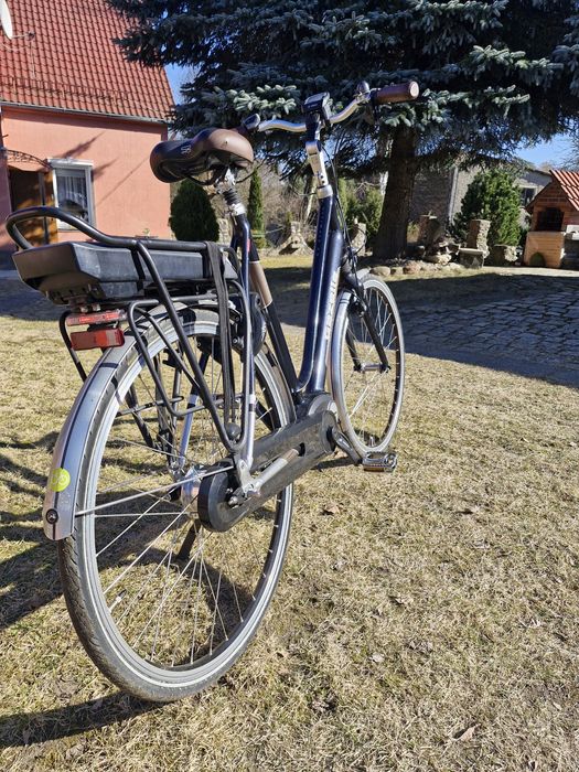 Gazelle Ultimate c8 piękny elektryk bosch active