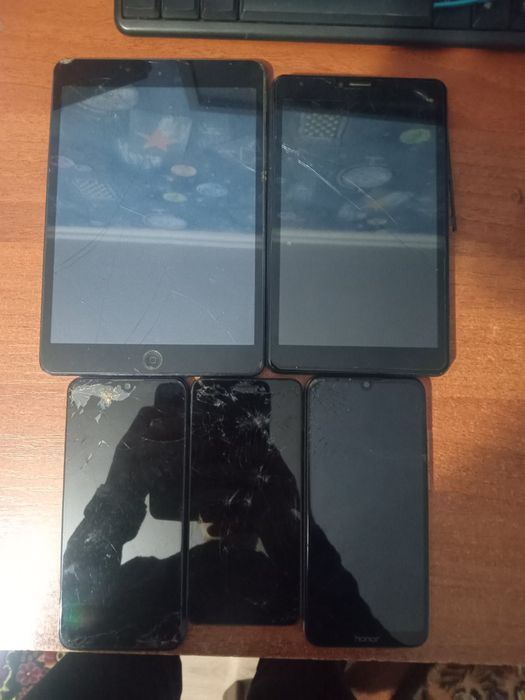 Продам тіліфони на запчасті