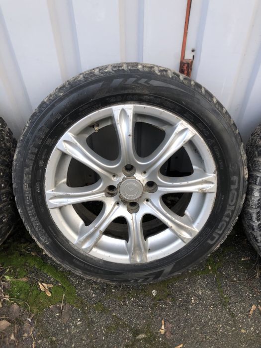 Комплект дисков с зимней резиной на ДЖИЛИ МК СК R15