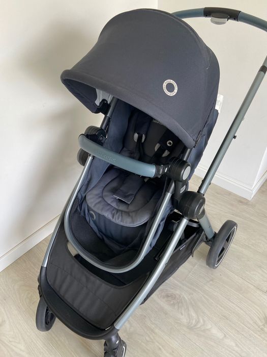 Carrinho de passeio + Alcofa