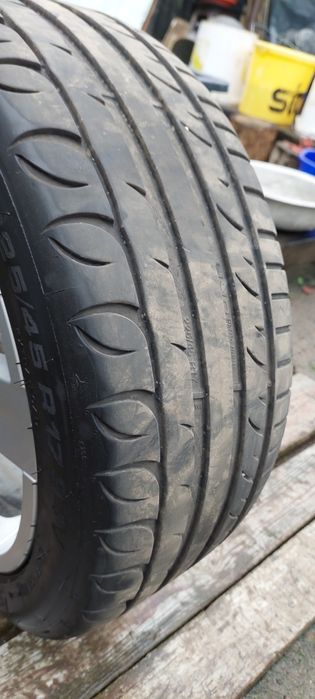 Продам титани в хорошому стані