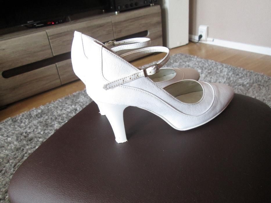 Buty ślubne na ślub obcasy