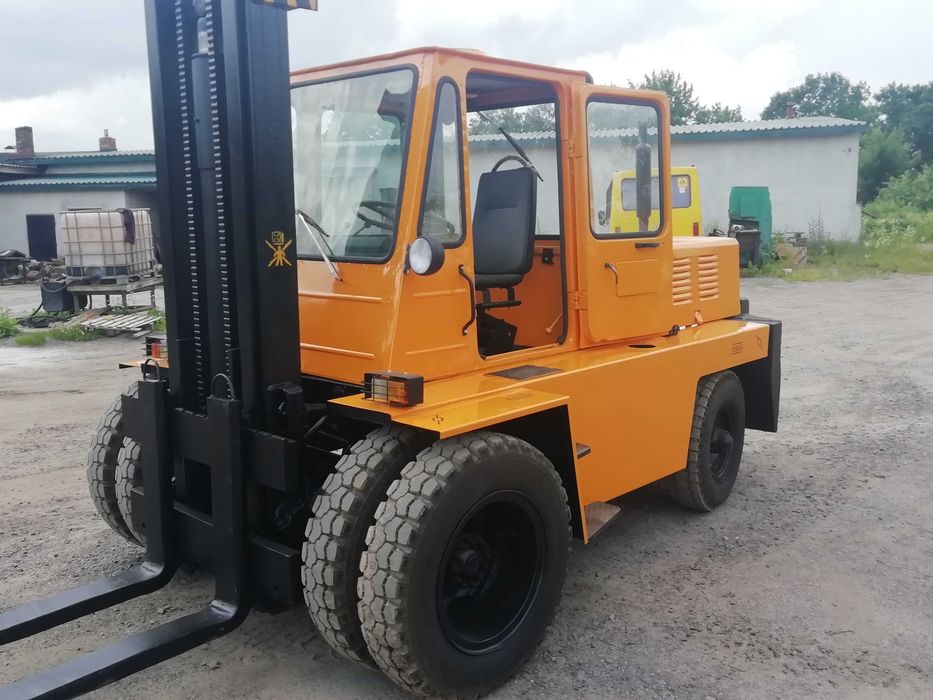 Автонавантажувач Львівський