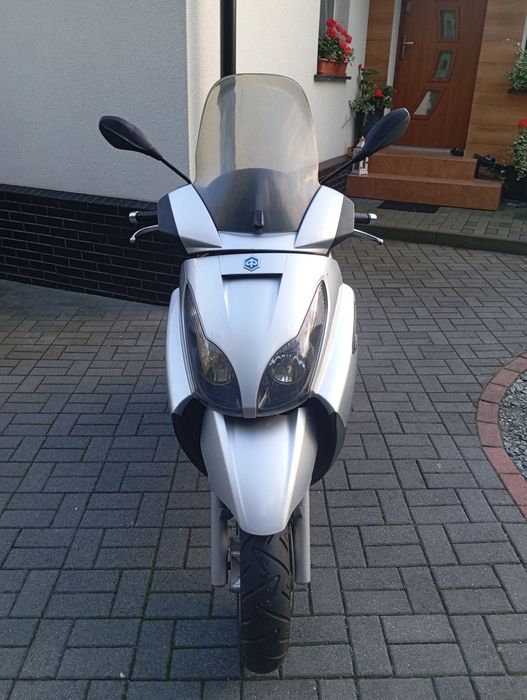 Skuter Piaggio X 7