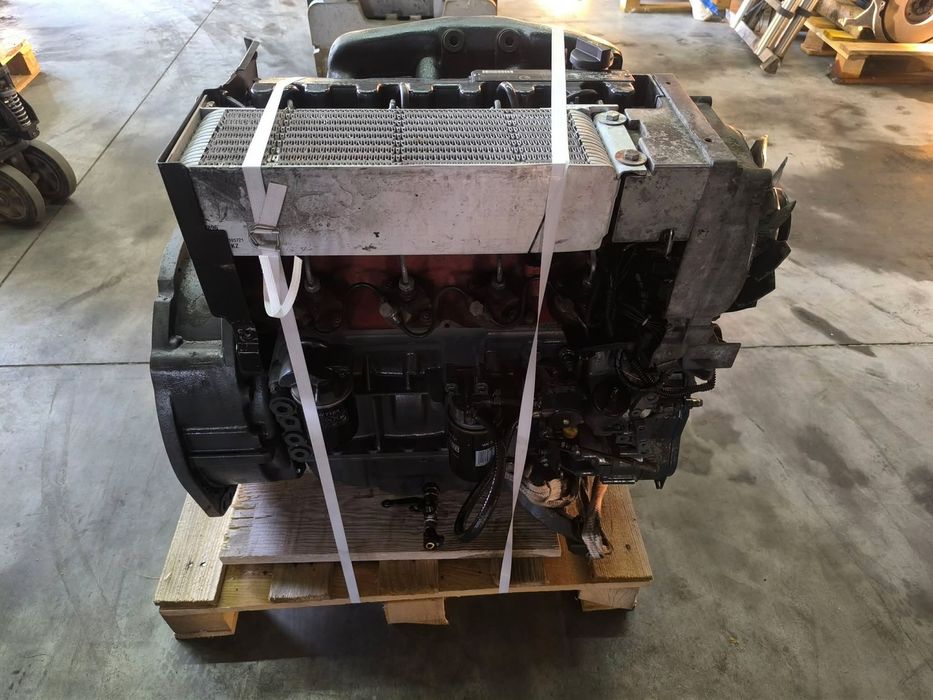 Deutz BF4L1011F silnik turbo