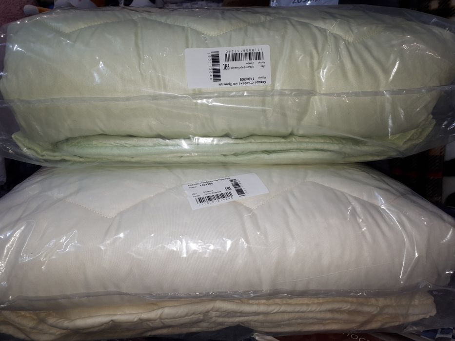 Одеяло из овечьей шерсти.Ковдра.
Фабричное тм"VLADI".