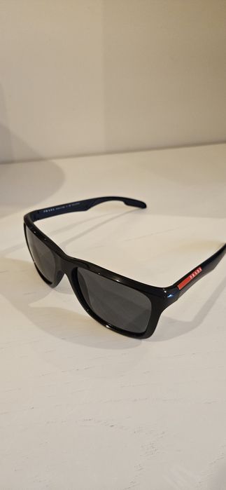 Prada Linea Rossa SPS 04O