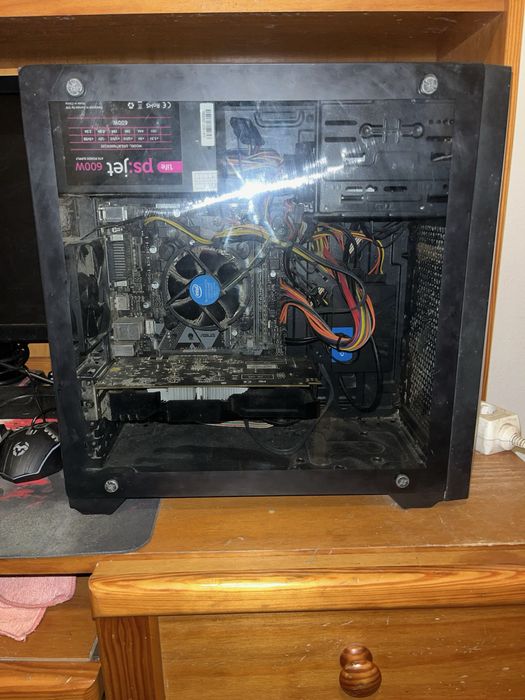 Pc Intermideario com monitor