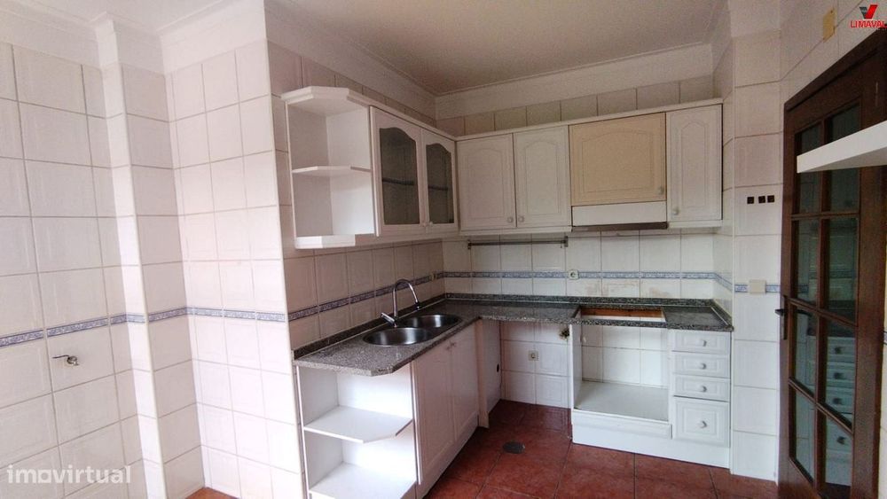 T2 em São Vítor com Garagem Fechada