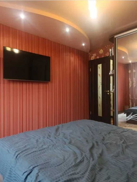 3 кім РЕМОНТ середній поверх СЛОБОЖАНСЬКИЙ (ГАЗЕТИ ПРАВДА) (718655)