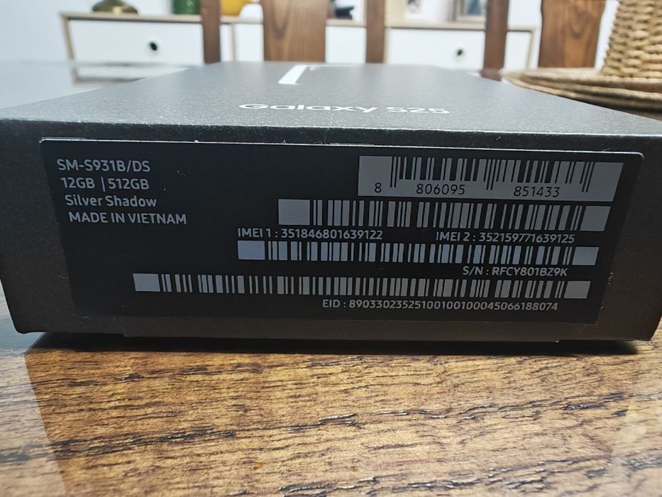 Samsung S25 512G Vendo ou Troco