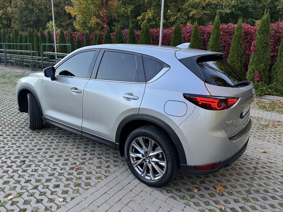 Продам Mazda CX-5 2020