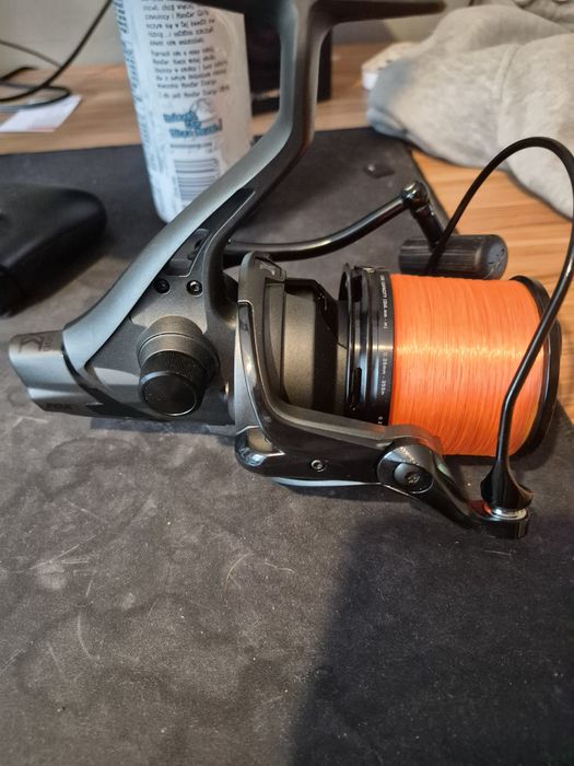 Kołowrotek karpiowy Fox 12000 XC z przednim hamulcem