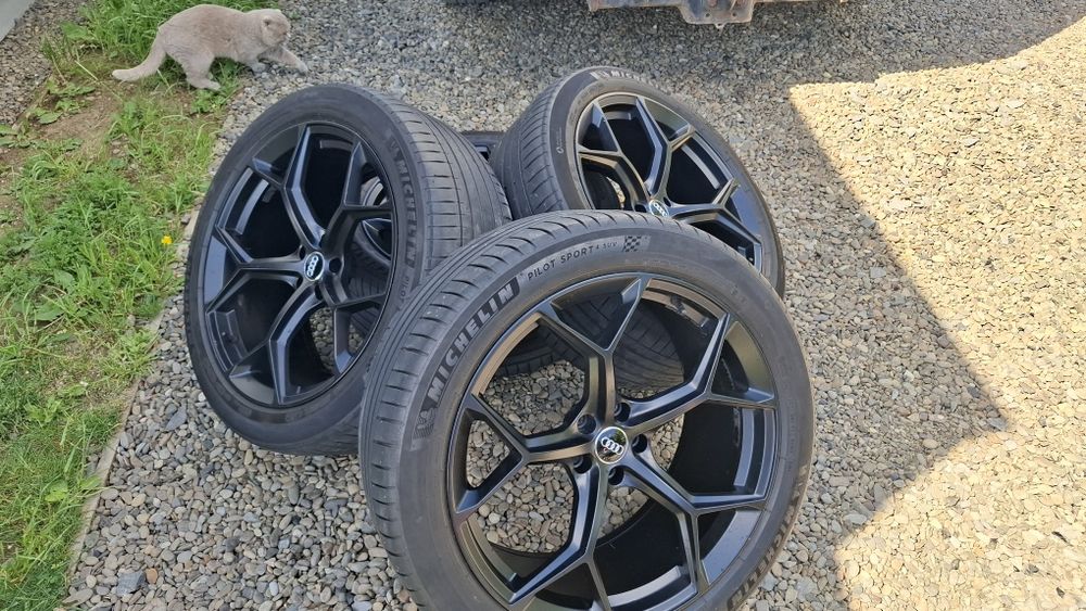 Диски ауді sq5 5×112 з резиною 285/40 r21
