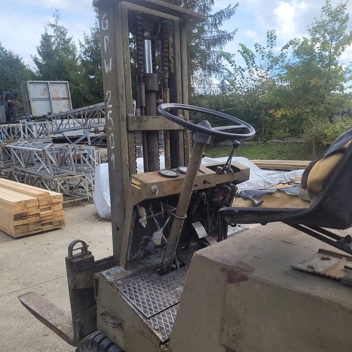 Wózek widłowy GPW 2501