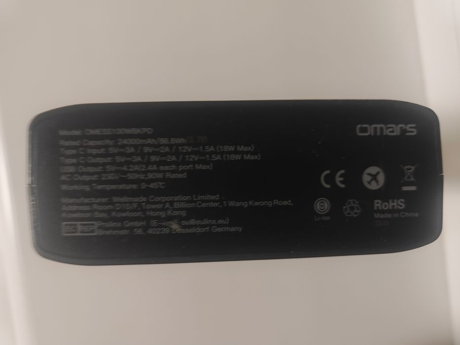Потужний повербанк Omars з розеткою 220V / 90W тягне Starlink та інші пристрої