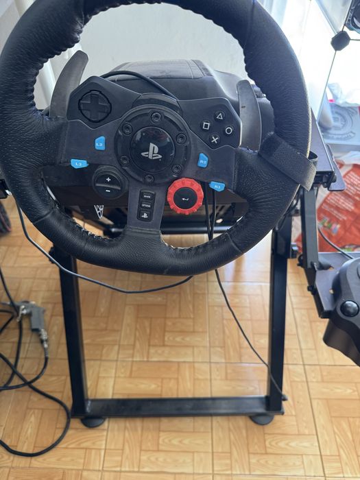 Logitech VolanteG29 com mudancas e suporte