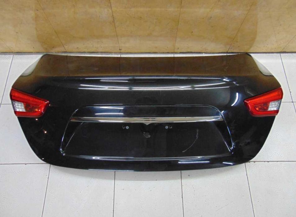 Maserati Ghibli Кришка багажника