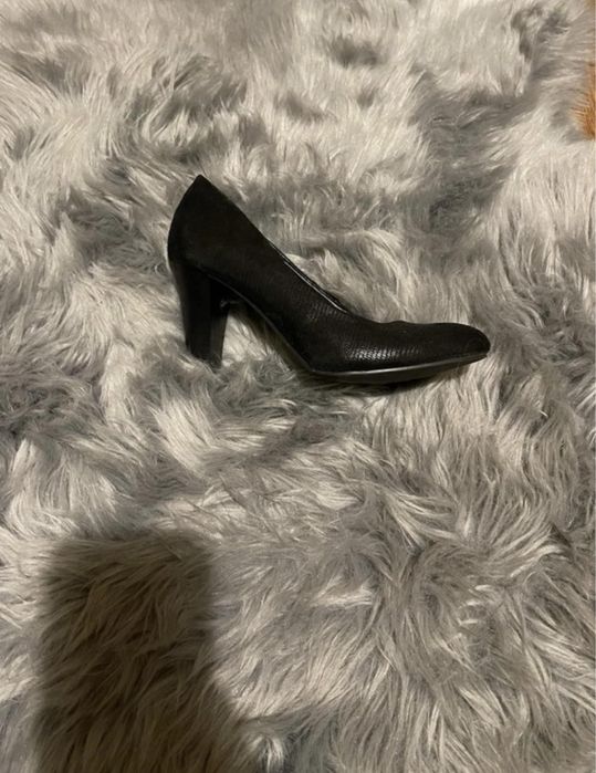 Buty czółenka na slupku