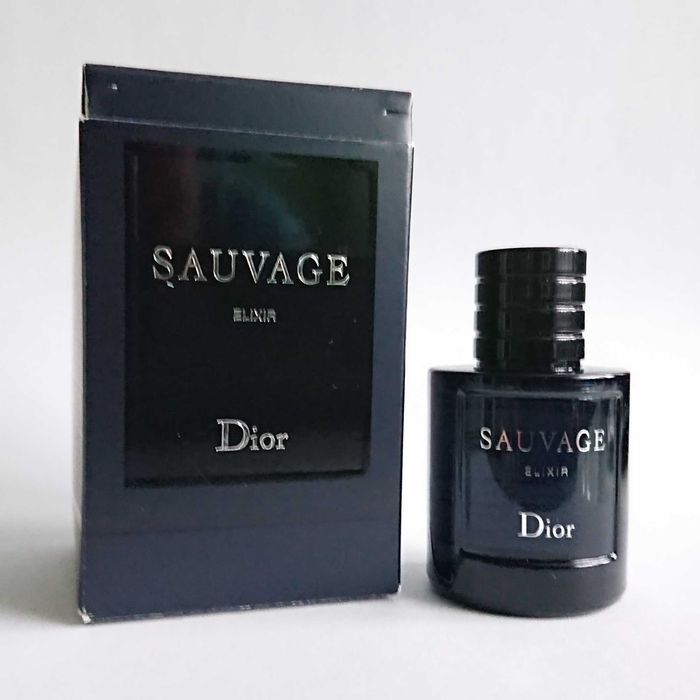 Dior Sauvage Elixir miniatura z dodatkami