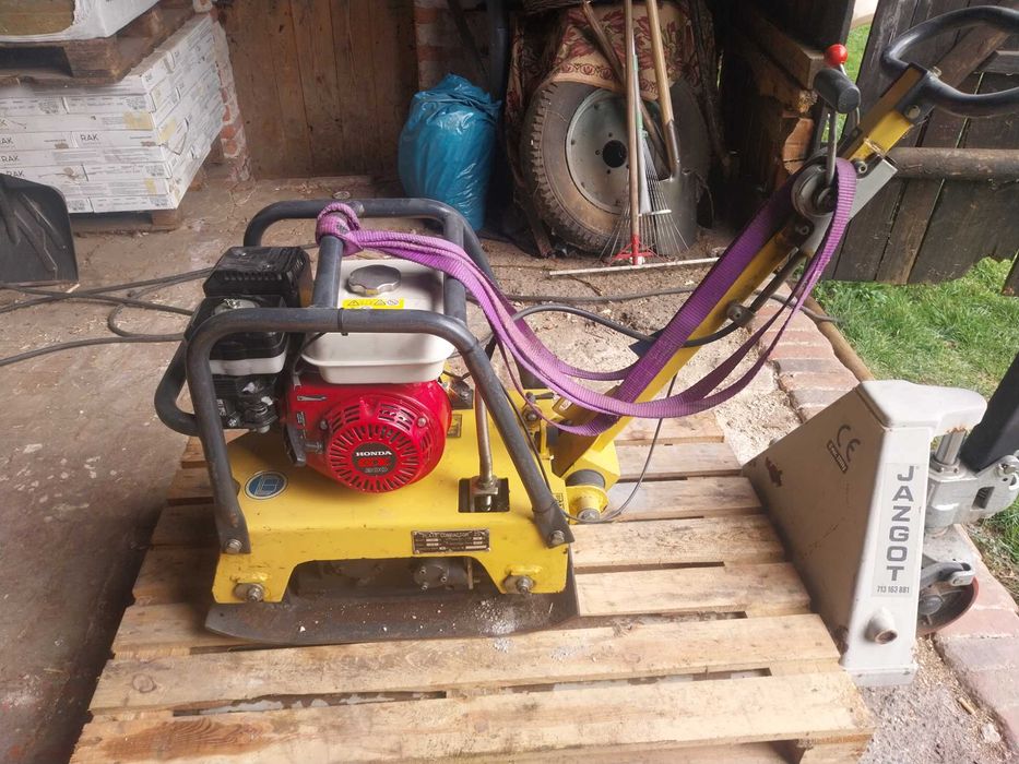 Zageszczarka 130kg Honda