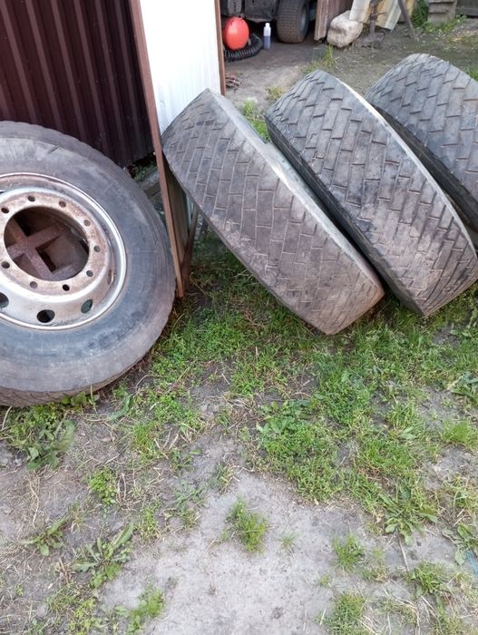 Koła kompletne 295/80R 22,5