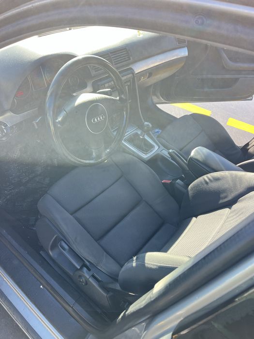 Audi A4 1.9tdi vendo/troco jipes