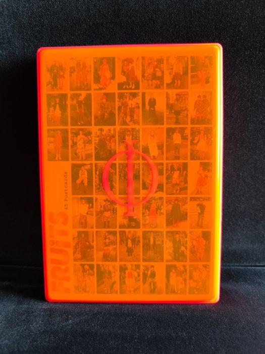 Livro e postais Fruits