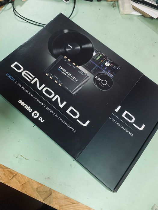 Denon DJ DS1 - DVS - SERATO DJ PRO (em muito bom estado)