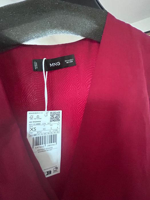 Sukienka z lyocellu z metką