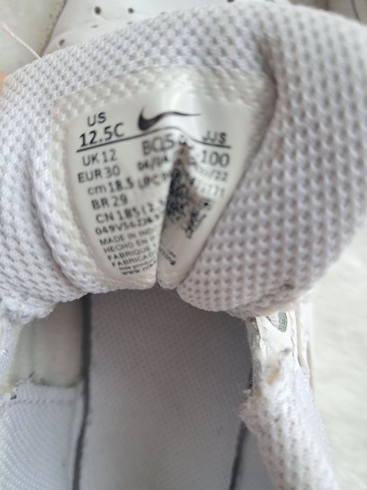 Buty Nike rozm 30