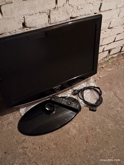 Witam sprzedam TV monitor 26 cali