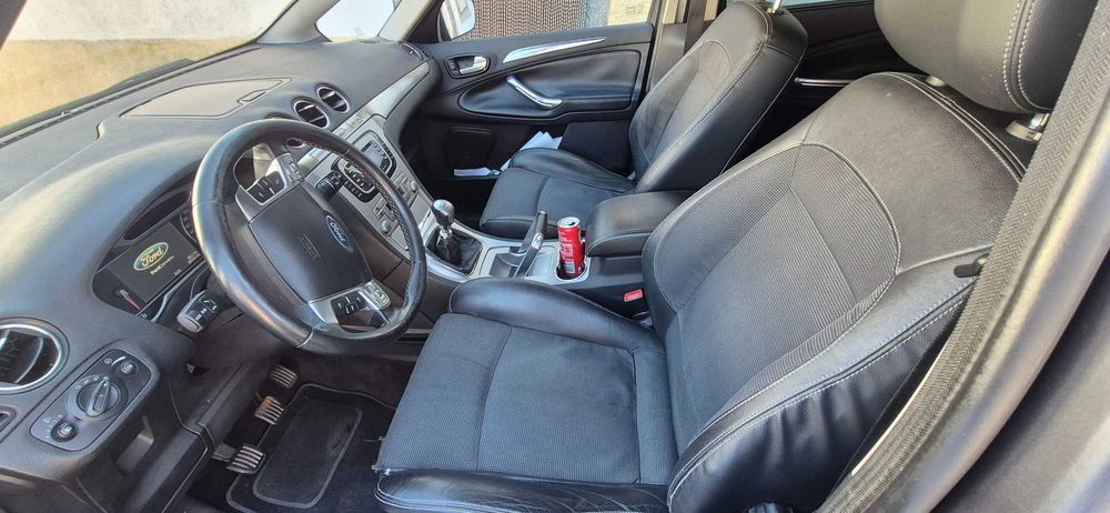Vendo Ford S-max