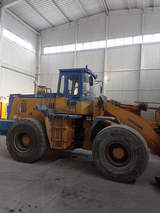Фронтальний навантажувач LongGong CDM855