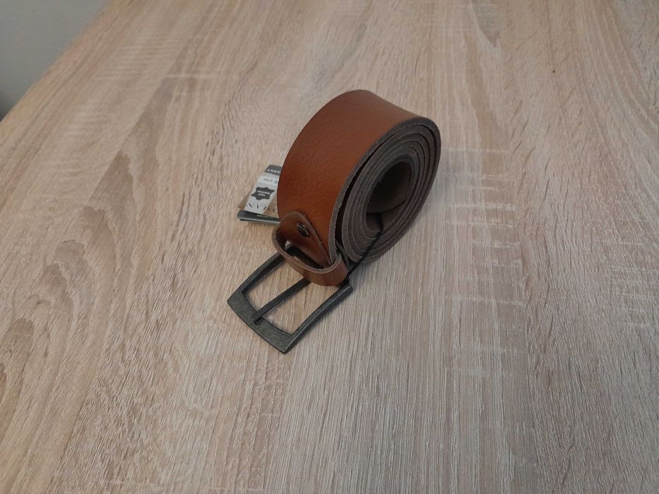 Nowy solidny męski pasek/Naturalna skóra/jasno brązowy/105 cm/regul.